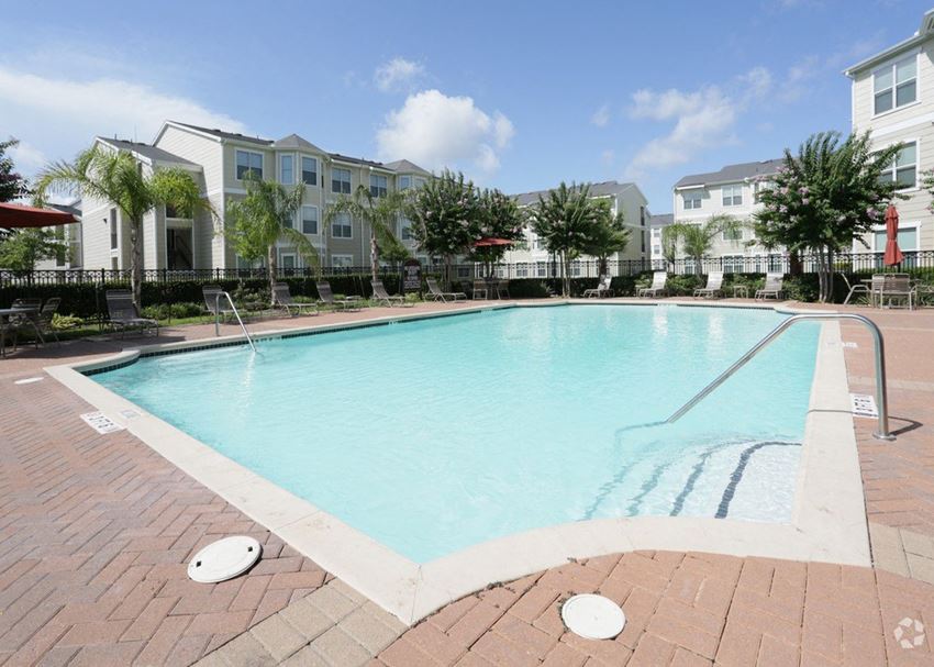 Crossings At Hillcroft Apartments, 13960 Hillcroft Avenue, Houston, TX